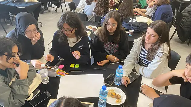 Gençler Yenilikçi Projeleriyle geleceğe ilham veriyor