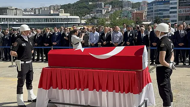 Görev başında hayatını kaybeden savcıya acı veda!