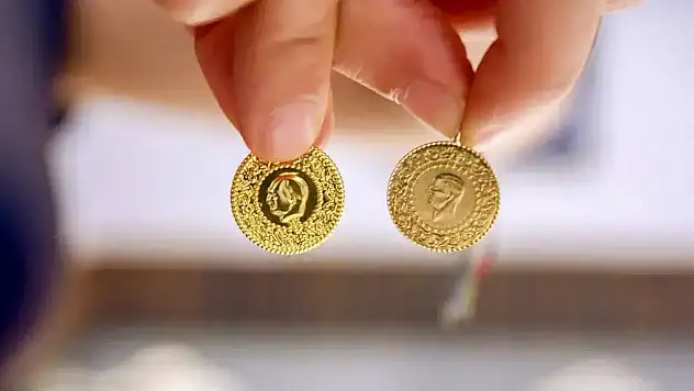 Gram, çeyrek ve tam altın fiyatları 15 Ağustos 2025: Çeyrek ve tam altında son durum