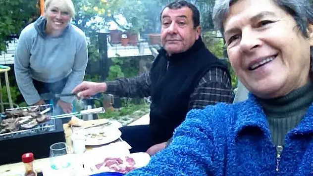 Gülgün Akansu kimdir? Tarık Papuççuoğlu eşi kimdir? Gülgün Akansu kaç yaşında?