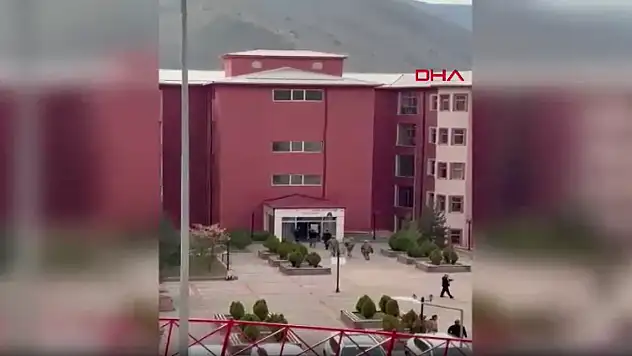 Gümüşhane Üniversitesi'nde silahlı kişi, memuru rehin aldı