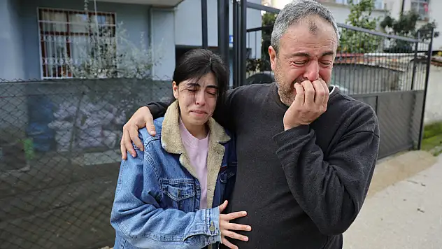 Güvenin bedeli ağır oldu: IBAN'ını veren genç kız gözyaşlarıyla cezaevine uğurlandı