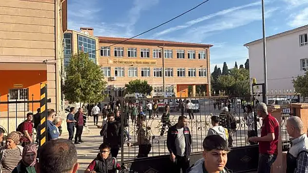 H.O. kimdir? Manisa Turgutlu'daki okul saldırısını yapan H.O. kimdir? Kaç yaşında? Yakalandı mı? Annesi ve babası kimdir?