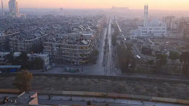 Halep'in ardından İdlip'de muhaliflerin kontrolünde...