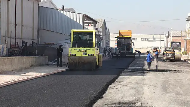 Hasan Kılca 'Sanayi bölgelerimizin asfalt çalışmalarına önem veriyoruz'