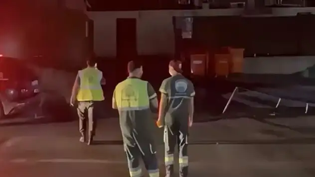Hastane bahçesinde saldırı! Polis yaralandı