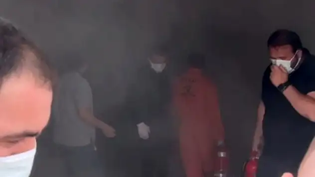 Hastanenin ecza deposunda yangın