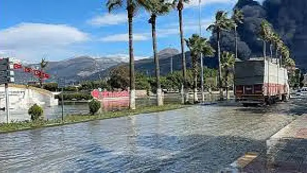 Hatay'da deniz seviyesi yükseldi