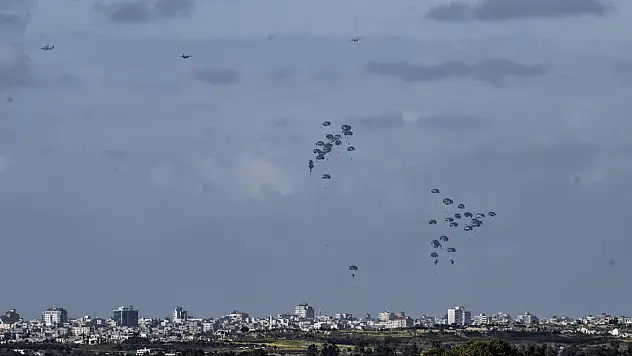 Havadan atılan yardım kutusu sonu oldu