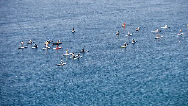 Havalar ısındı: Sahiller doldu taştı!