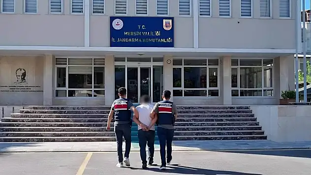 Her yerde aranan firariyi jandarma yakaladı!