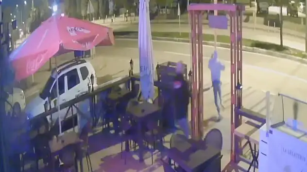 Hırsıza pusu kurdu, elinden kaçırdı!