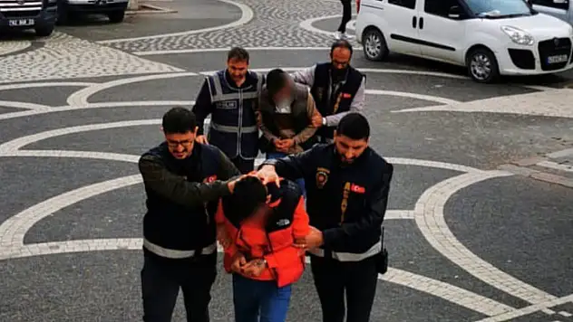 Hırsızlar bunu da yaptı: Engelli araçlara göz diktiler!