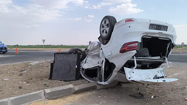 İki otomobil çarpıştı: 4 kişi yaralandı