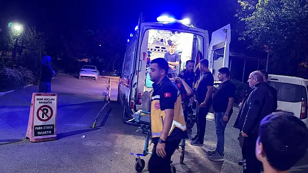 İki otomobil çarpıştı: 8 yaralı