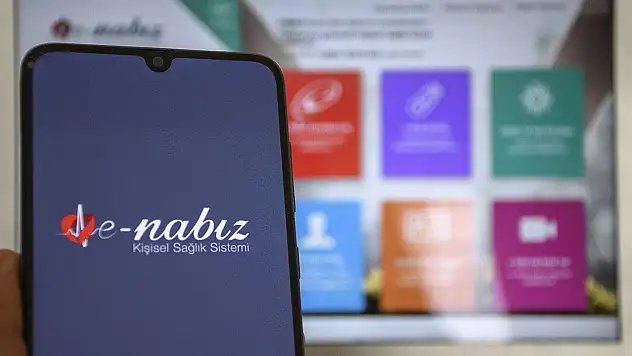 İlaç arama derdi tarihe karışıyor: Bakan Memişoğlu yeni uygulamayı duyurdu!