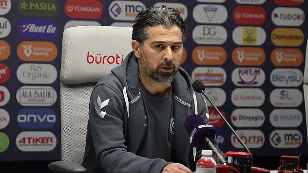 İlhan Palut'tan VAR tepkisi: Tarihi VAR skandallarından biri!