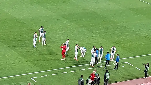 İlk yarı da gol yok