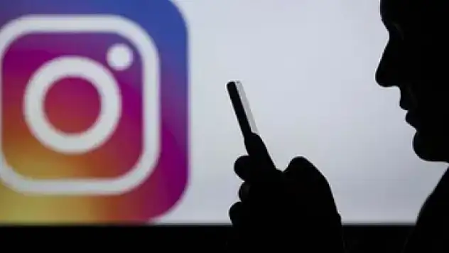 Instagram çöktü mü? Kullanıcılar akış, mesaj ve hikâye sorunlarından şikayetçi