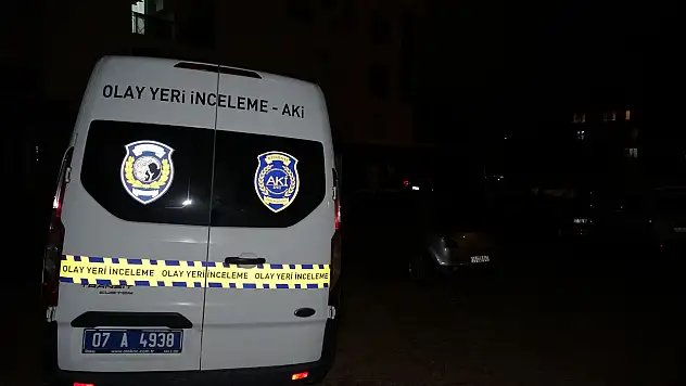 İnternette tanıştığı şahıs tarafından öldürüldü