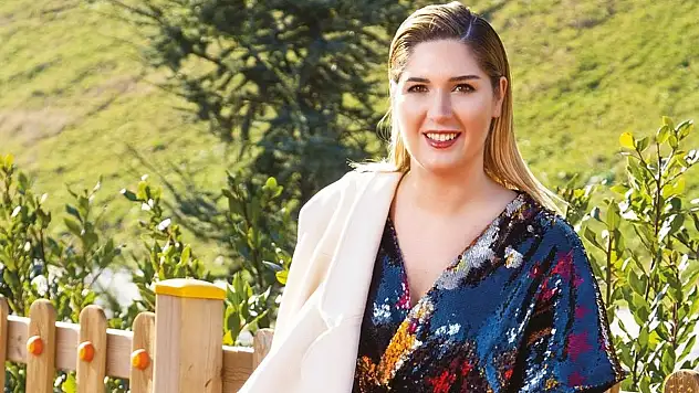 İpek Toplusoy kimdir? İpek Toplusoy sevgilisi kimdir? İpek Toplusoy ve Ahmet Arslan sevgili mi?
