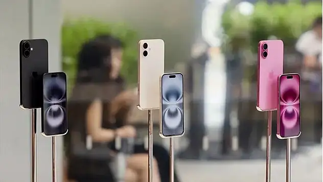 iPhone 17: iPhone 17 Pro Max Türkiye'de tanıtıldı: Fiyatlar dudak uçuklattı, işte özellikler