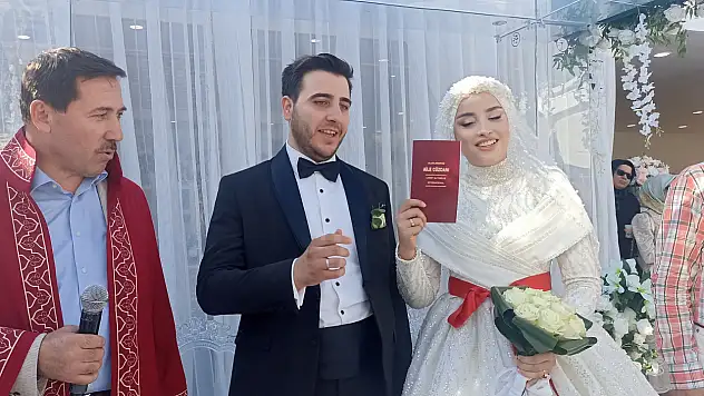 İş Adamı Tosun, oğlunu evlendirdi