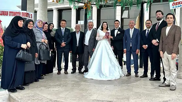 İş dünyasını buluşturan düğün