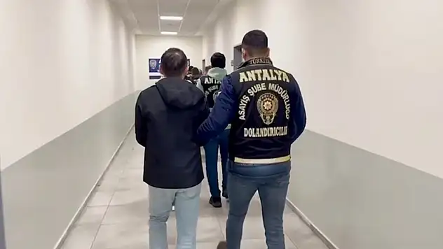 İşe alma vaadiyle 250 bin lira dolandırdılar