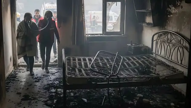 Isınmak isterken canlarından oldu!