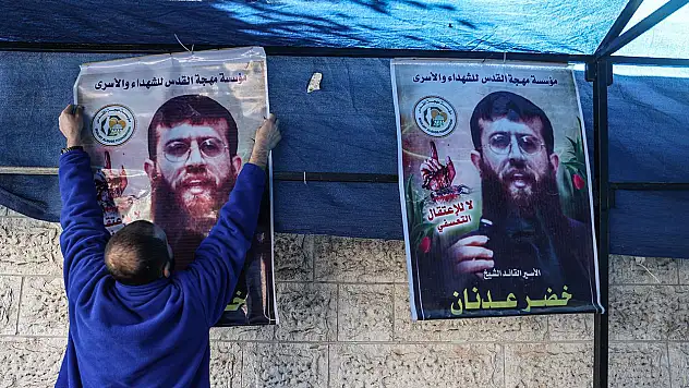 Khader Adnan hayatını kaybetti