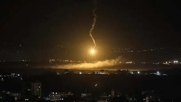 İsrail Şam'a mı saldırıyor?