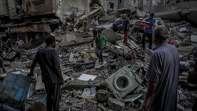 İsrail'in Gazze'ye düzenlediği saldırılarda 33 Filistinli daha yaşamını yitirdi