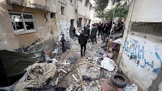 İsrail ordusu bir cenazeyi alıkoydu, bazı çocukları gözaltına aldı