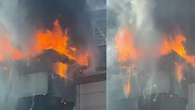 İstanbul'da bir AVM'de yangın çıktı