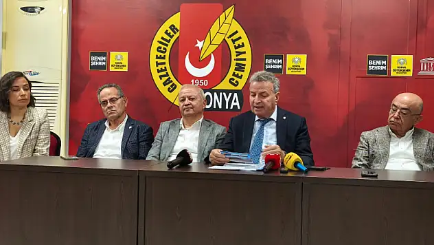 İstanbul Konyalılar Derneği Konya'da Basın Toplantısı Düzenledi
