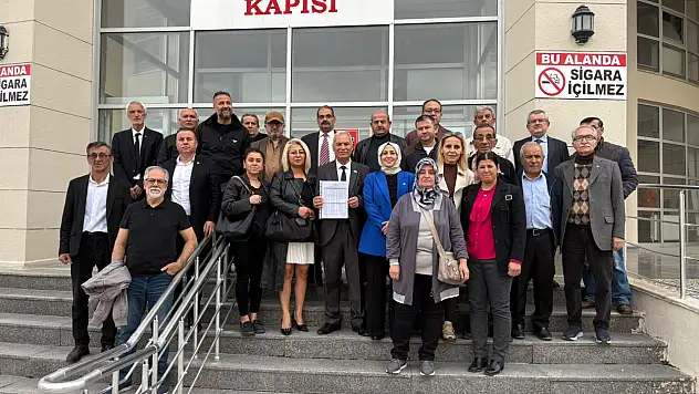 İYİ Parti Selçuklu'da yeni dönem: Hüsamettin Şenel başkan seçildi