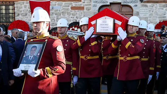 Jandarma KOM Daire Başkanı Akşit'in cenazesi Konya'da son yolculuğuna uğurlandı