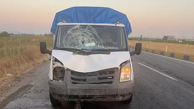 Kamyonetin çarptığı bisikletli hayatını kaybetti