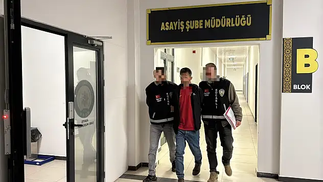 Kan donduran cinayet : Eşini öldürdü, kardeşini arayıp helallik istedi