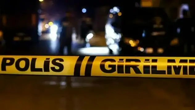 Kan donduran vahşet! Eşinin boğazını kesti! Bakın sonra ne oldu...