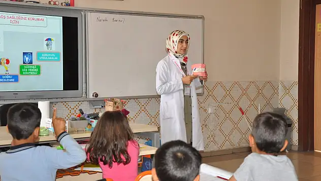 Karaman'da öğrencilere sağlık eğitimi verildi