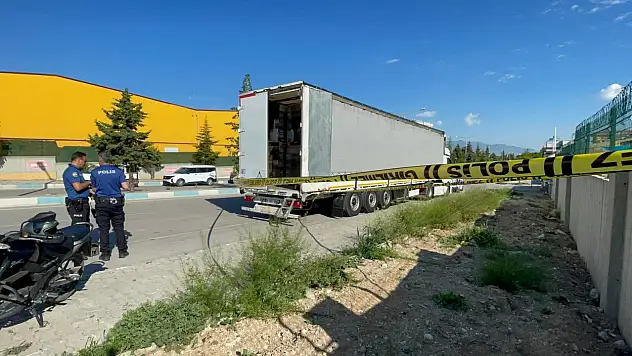 Karaman'da TIR dorsesinde şüpheli ölüm: Ekipler seferber oldu