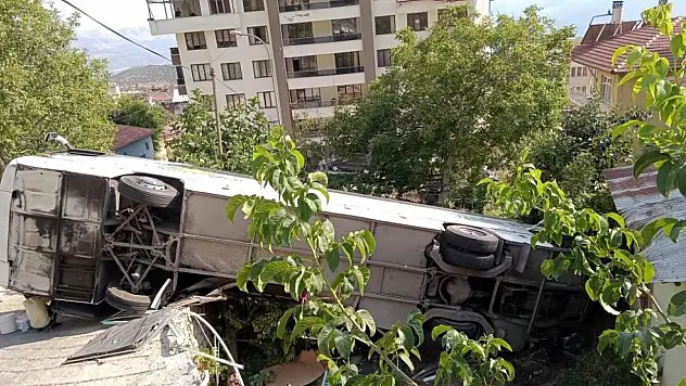 Karaman'da tur otobüsü dehşeti! İlk belirlemelere göre…