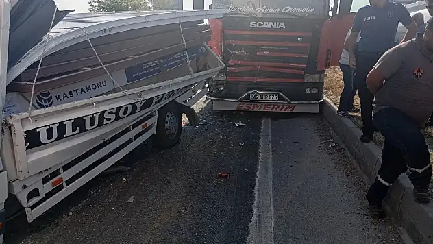 Karapınar'da zincirleme kaza: Bir kişi yaralandı!