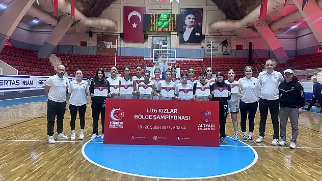 Karatay Belediyespor U16 namağlup şampiyon oldu