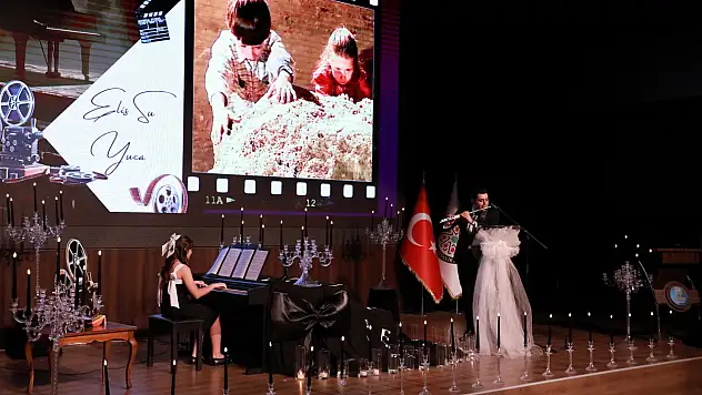 Karatay'da sanat dolu gece: Tam not aldılar!