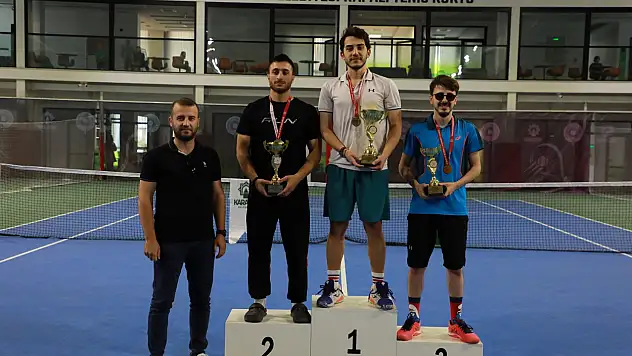 Karatay Kortları, her yaştan sporcunun buluşma noktası oldu