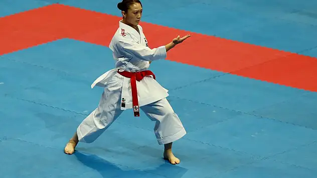 Karate şampiyonası Konya'da başladı