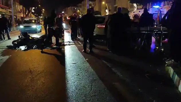 Kaskını sevgilisine veren fenomen motosikletçi trafik kazasında yaşamını yitirdi